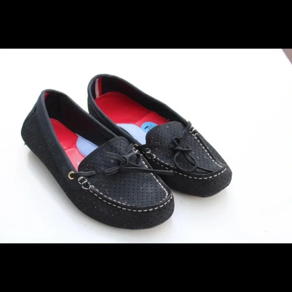 Tommy Hilfiger loafers - Picture 1 of 10